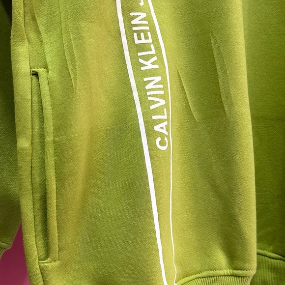 Calvin Klein sweatshirt - Picture 4 of 10